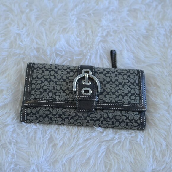Coach Black Soho Bifold Leather Signature Wallet NWOT Excellent Condition. - Picture 1 of 4